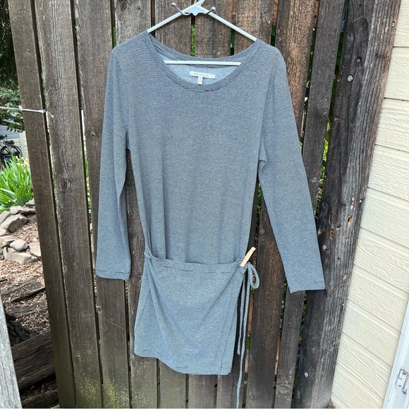 Avec Les Filles Striped Long Sleeve Wrap Dress Gray Sz L - Picture 7 of 16